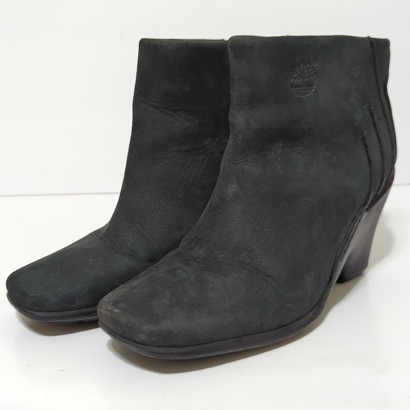 Timberland Shoes - Timberland Baychester leather ankle booties woman's size 6.5M